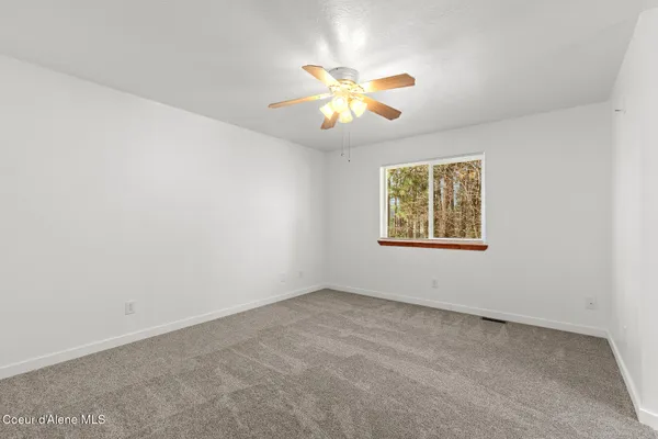 $547,000 | 370 South Glenwood Drive, Post Falls, ID 83854