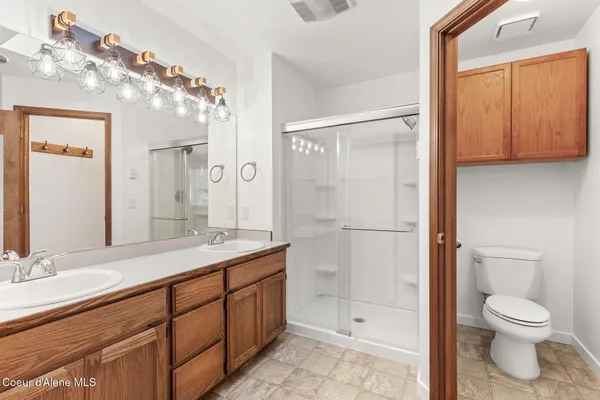 $547,000 | 370 South Glenwood Drive, Post Falls, ID 83854