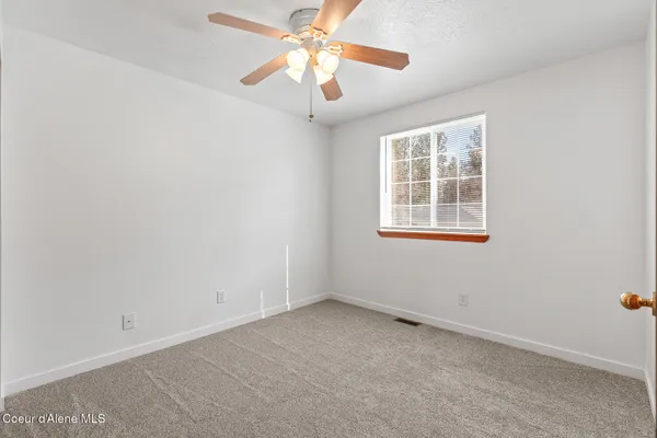 $547,000 | 370 South Glenwood Drive, Post Falls, ID 83854