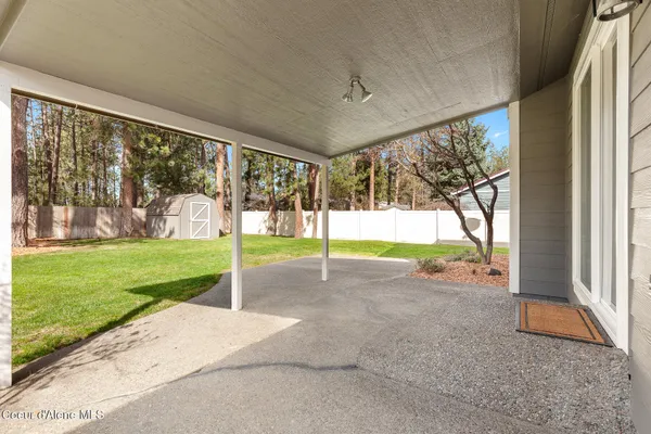 $547,000 | 370 South Glenwood Drive, Post Falls, ID 83854