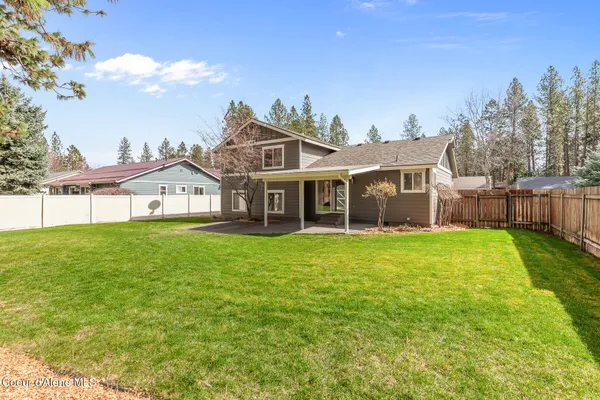 $547,000 | 370 South Glenwood Drive, Post Falls, ID 83854