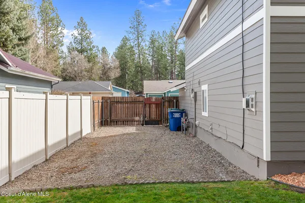 $547,000 | 370 South Glenwood Drive, Post Falls, ID 83854