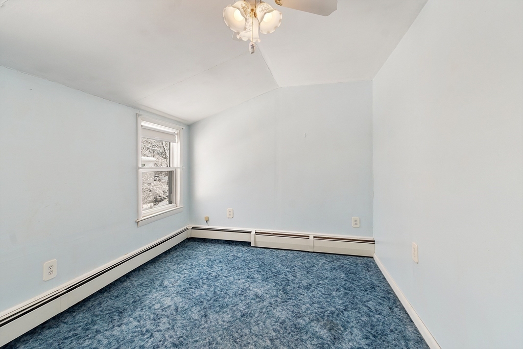 10 Pilling Road Wilmington, MA 01887 - Photo 33 of 41 an empty room with windows