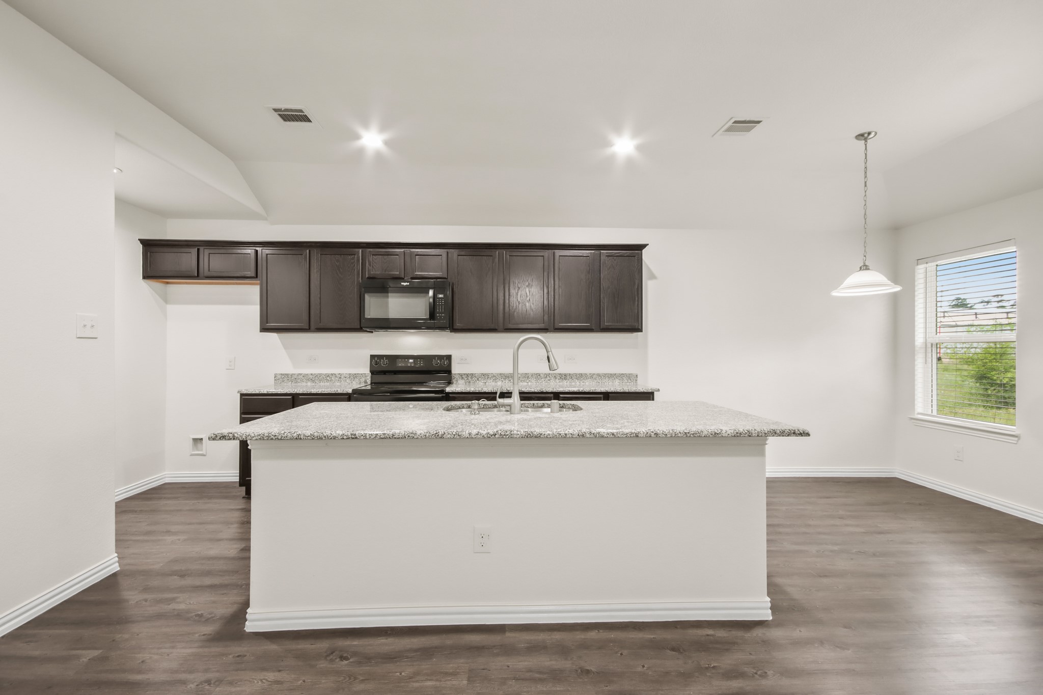 326 County Road 3558 Cleveland, TX 77327 - Photo 10 of 26