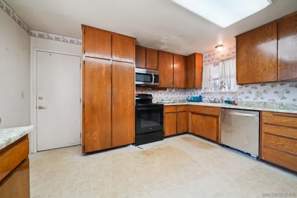 $390,000 | 27920 Lexington Court, Menifee, CA 92586