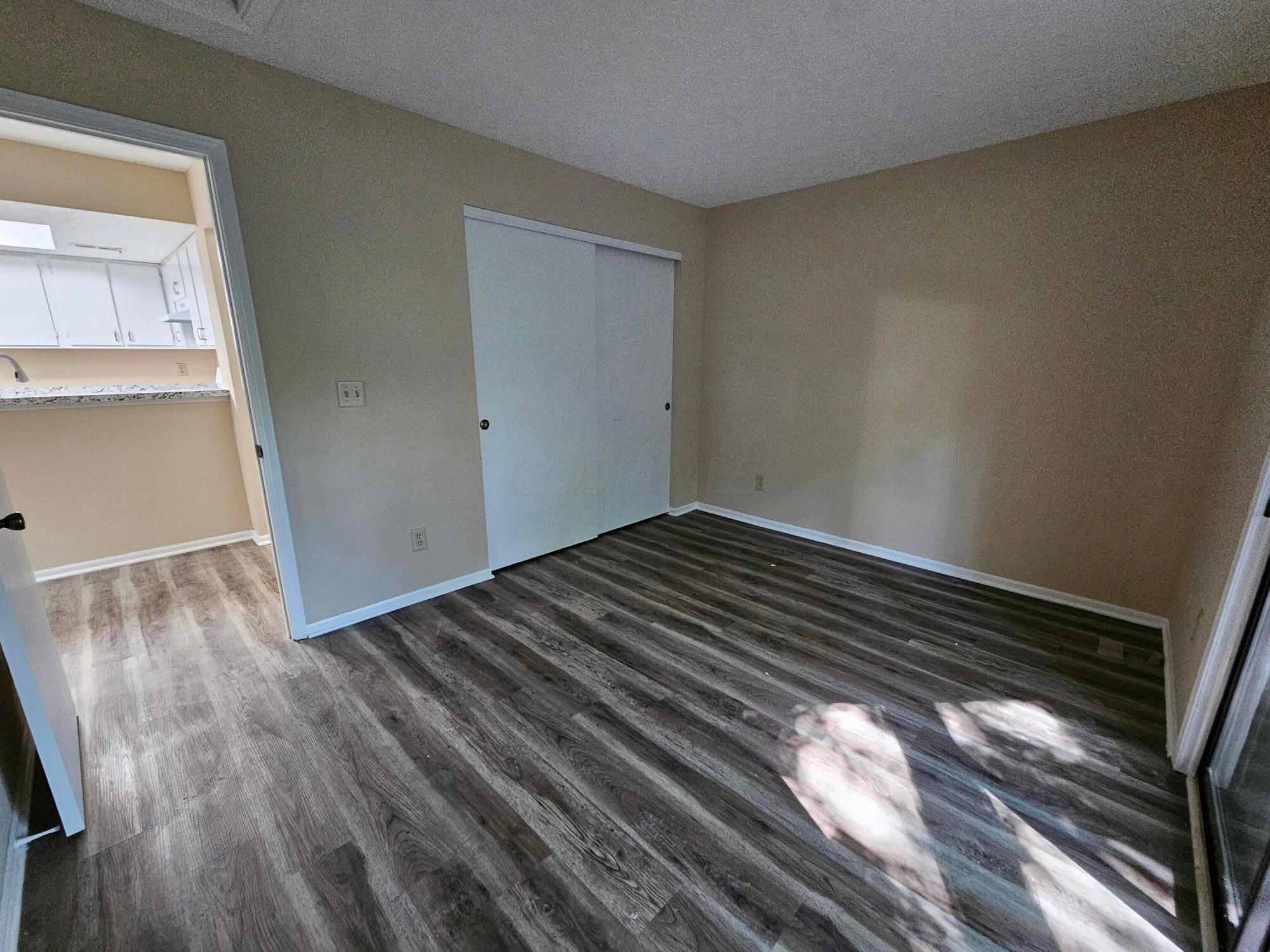 5334 Darlington Road, Unit E Columbus, OH 43220 - Photo 16 of 22 20240814_110959