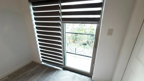 $3,000 | 150 Carson Court, Houston, TX 77004