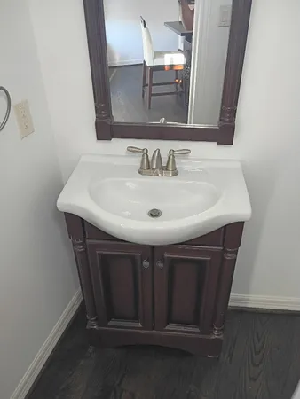 $3,000 | 150 Carson Court, Houston, TX 77004