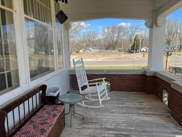 $159,900 | 100 South Franklin Street, Clayton, IL 62324