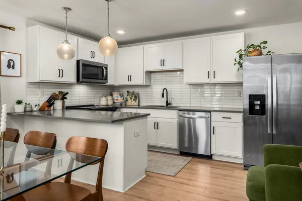 $2,050 | 102 Duke Street, Unit 14, Nashville, TN 37207