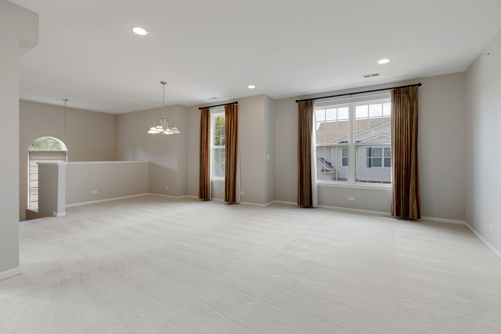1376 Scarboro Road, Unit 1003 Schaumburg, IL 60193 - Photo 8 of 21