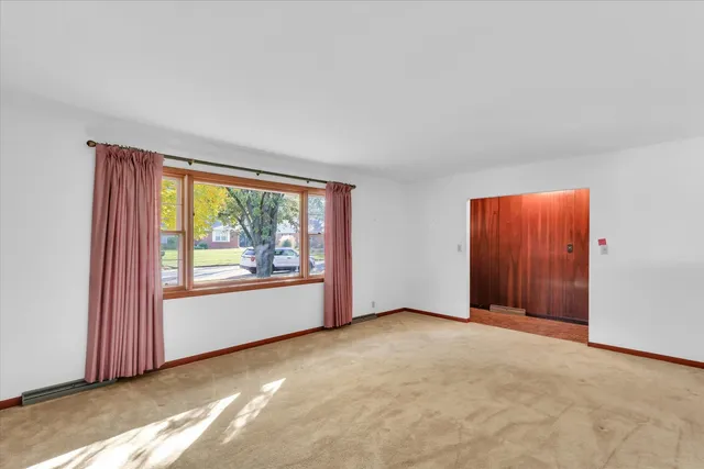 $174,900 | 2011 Prairie View Drive, Urbana, IL 61802