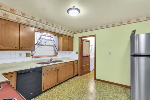 $174,900 | 2011 Prairie View Drive, Urbana, IL 61802