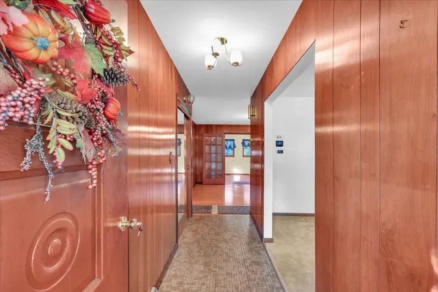 $174,900 | 2011 Prairie View Drive, Urbana, IL 61802