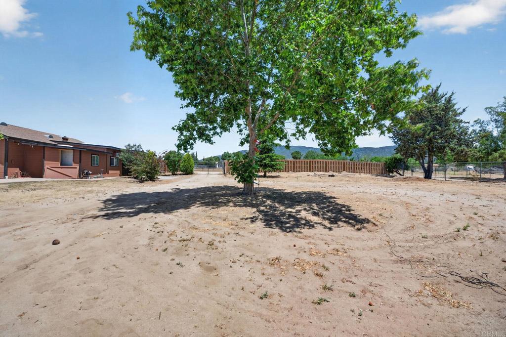 38570 Bahrman Road Anza, CA 92539 - Photo 43 of 51