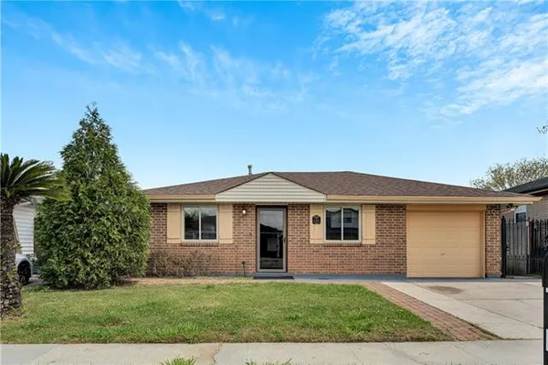 $215,000 | 1149 Teakwood Drive, Harvey, LA 70058