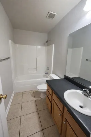 $1,400 | 2776 Hartsfield Road, Tallahassee, FL 32303