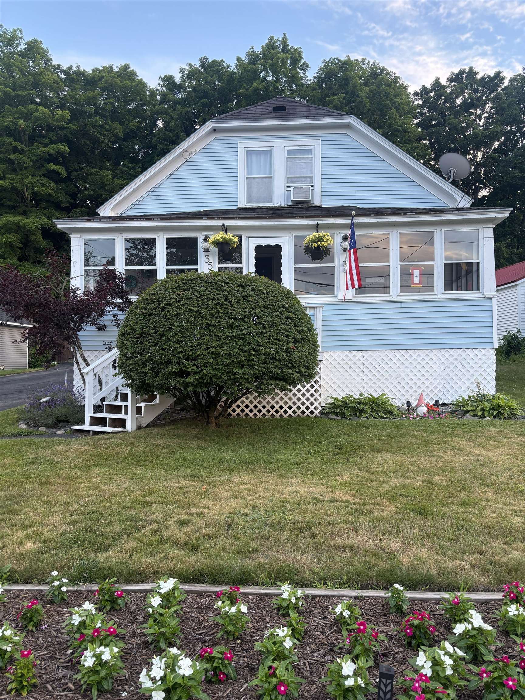 35 Water Street Epping, NH 03042 - Photo 1 of 26