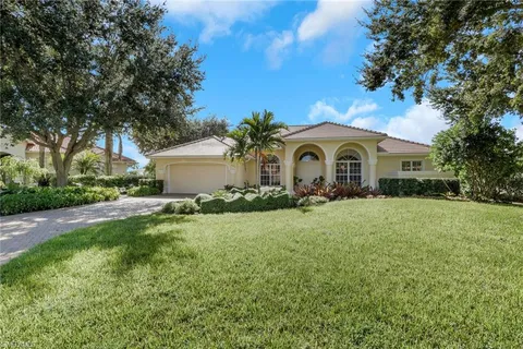 $990,000 | 4594 Snowy Egret Drive, Naples, FL 34119
