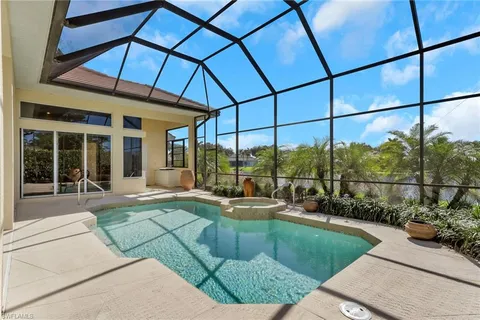 $990,000 | 4594 Snowy Egret Drive, Naples, FL 34119