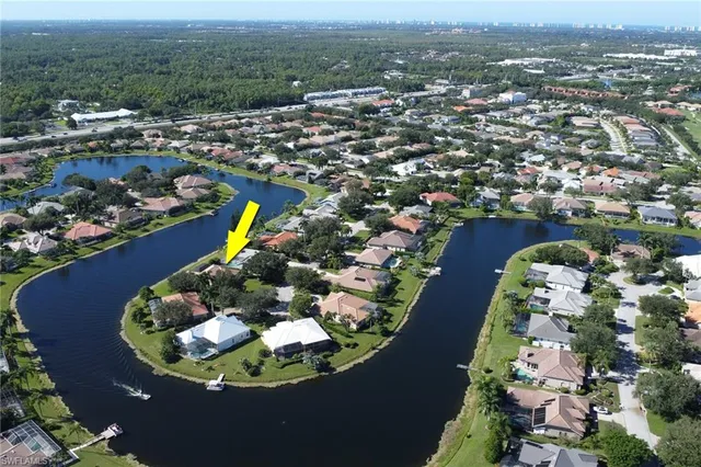 $990,000 | 4594 Snowy Egret Drive, Naples, FL 34119
