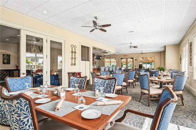 $990,000 | 4594 Snowy Egret Drive, Naples, FL 34119