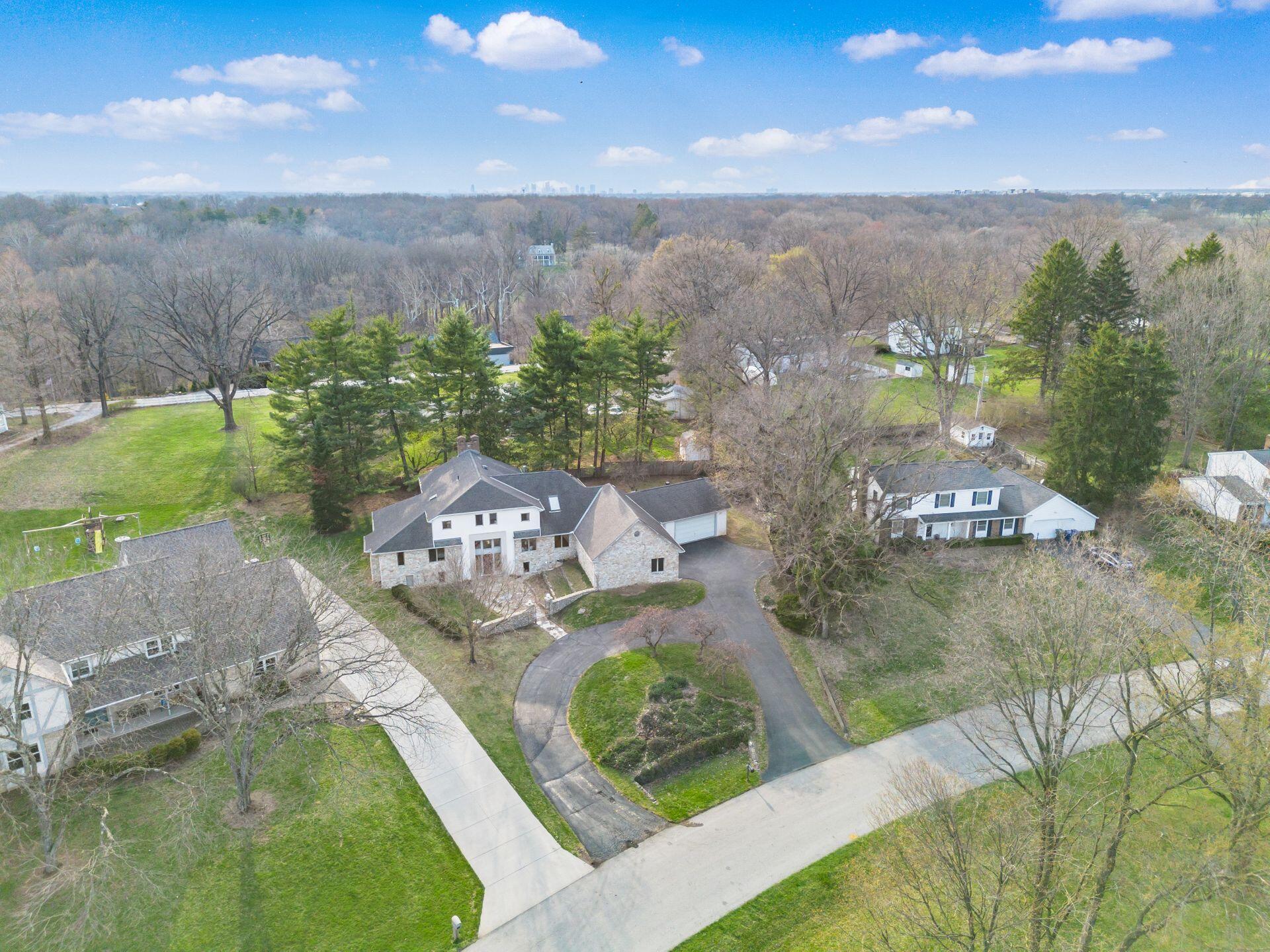 803 Old Farm Road Columbus, OH 43213 - Photo 83 of 97 Drone