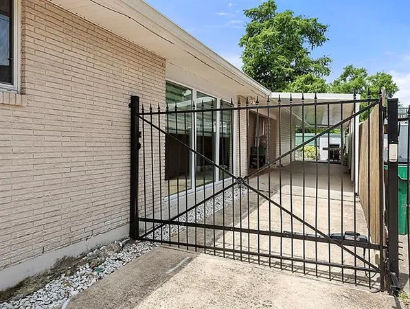 $3,900 | 1104 Sena Drive, Metairie, LA 70005