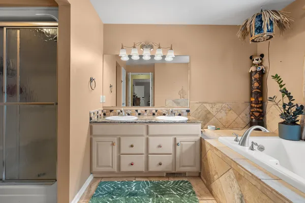 $519,000 | 6086 Taggers Trail, Richland, MI 49083