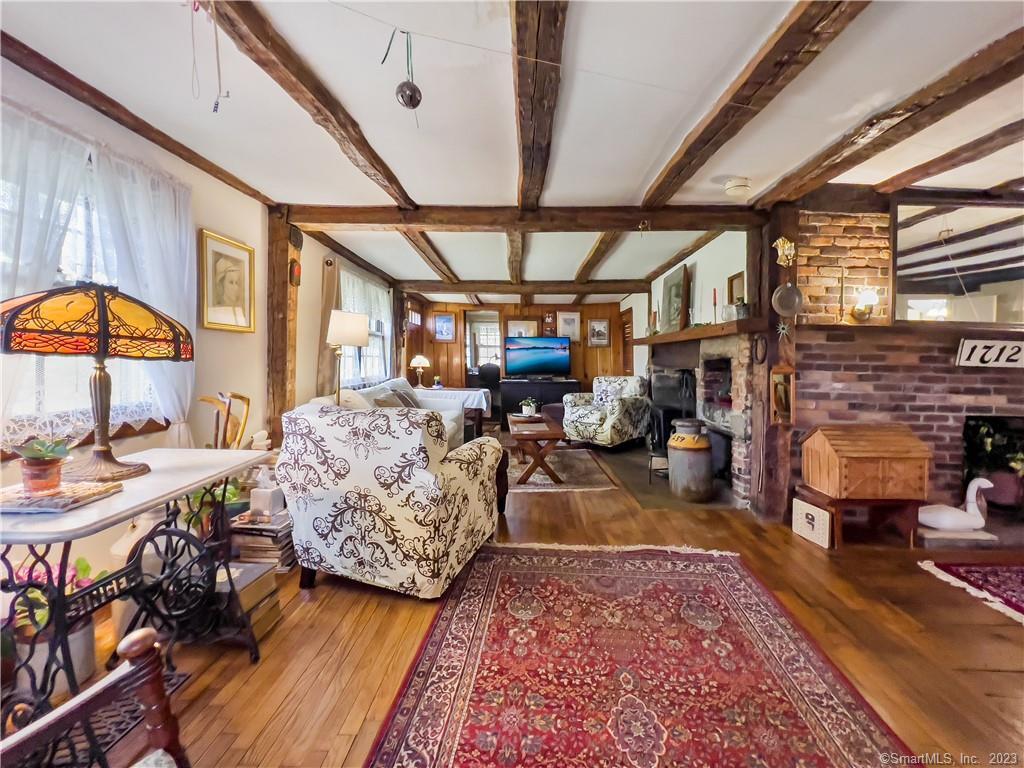 81 Currituck Road Newtown, CT 06470 - Photo 10 of 40