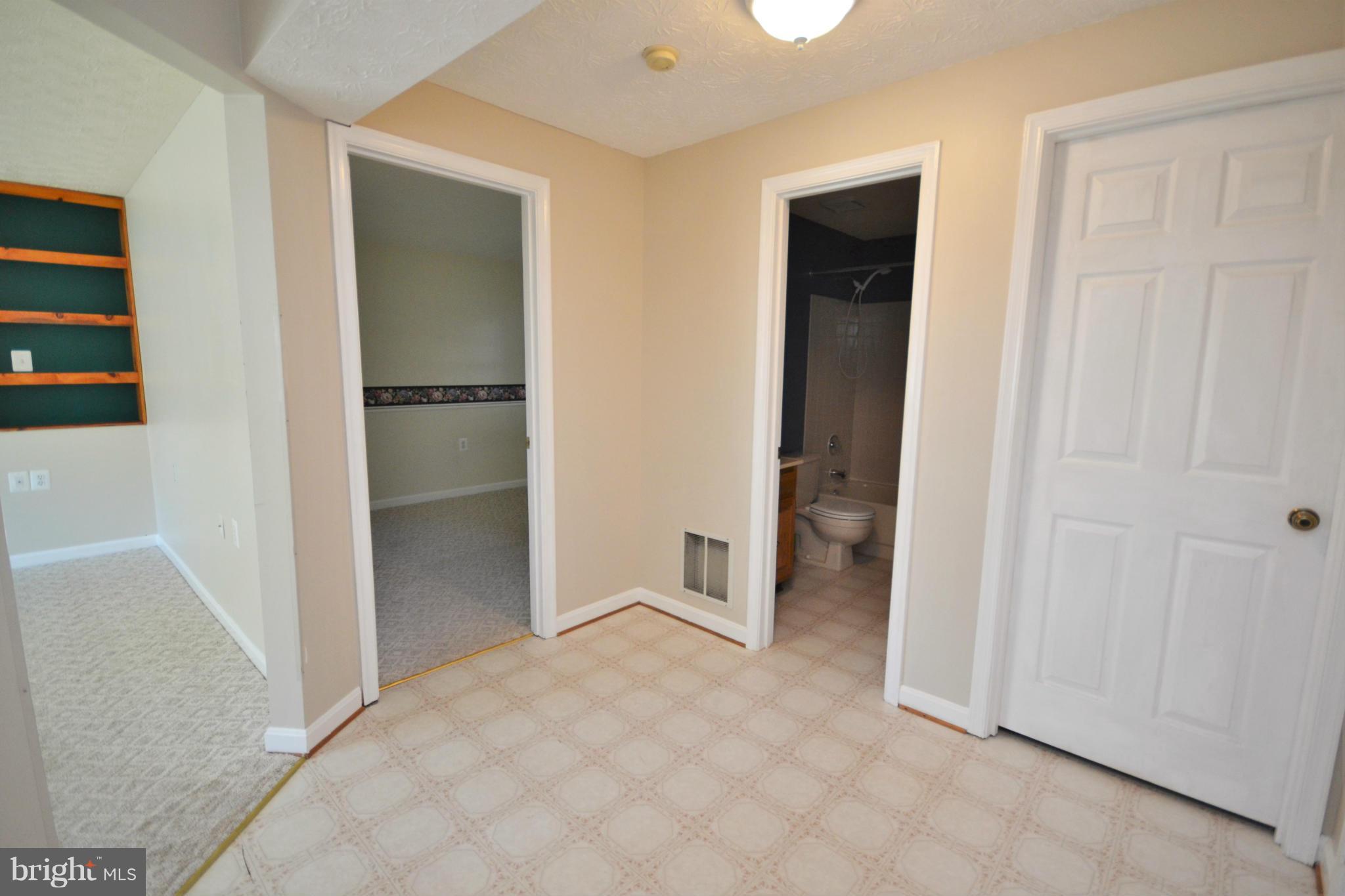 10420 Labrador Loop Manassas, VA 20112 - Photo 22 of 30 Interior (General)