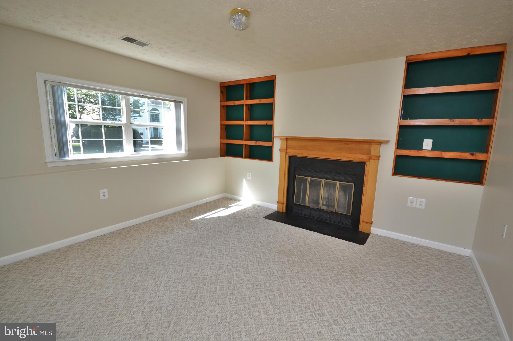 10420 Labrador Loop Manassas, VA 20112 - Photo 23 of 30 Basement Family Room