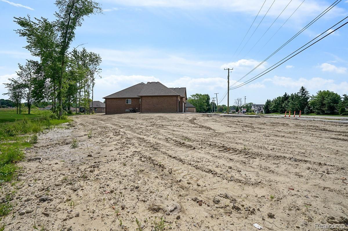 28359 Cotton Road New Baltimore, MI 48047 - Photo 28 of 28 DSC01624.jpg