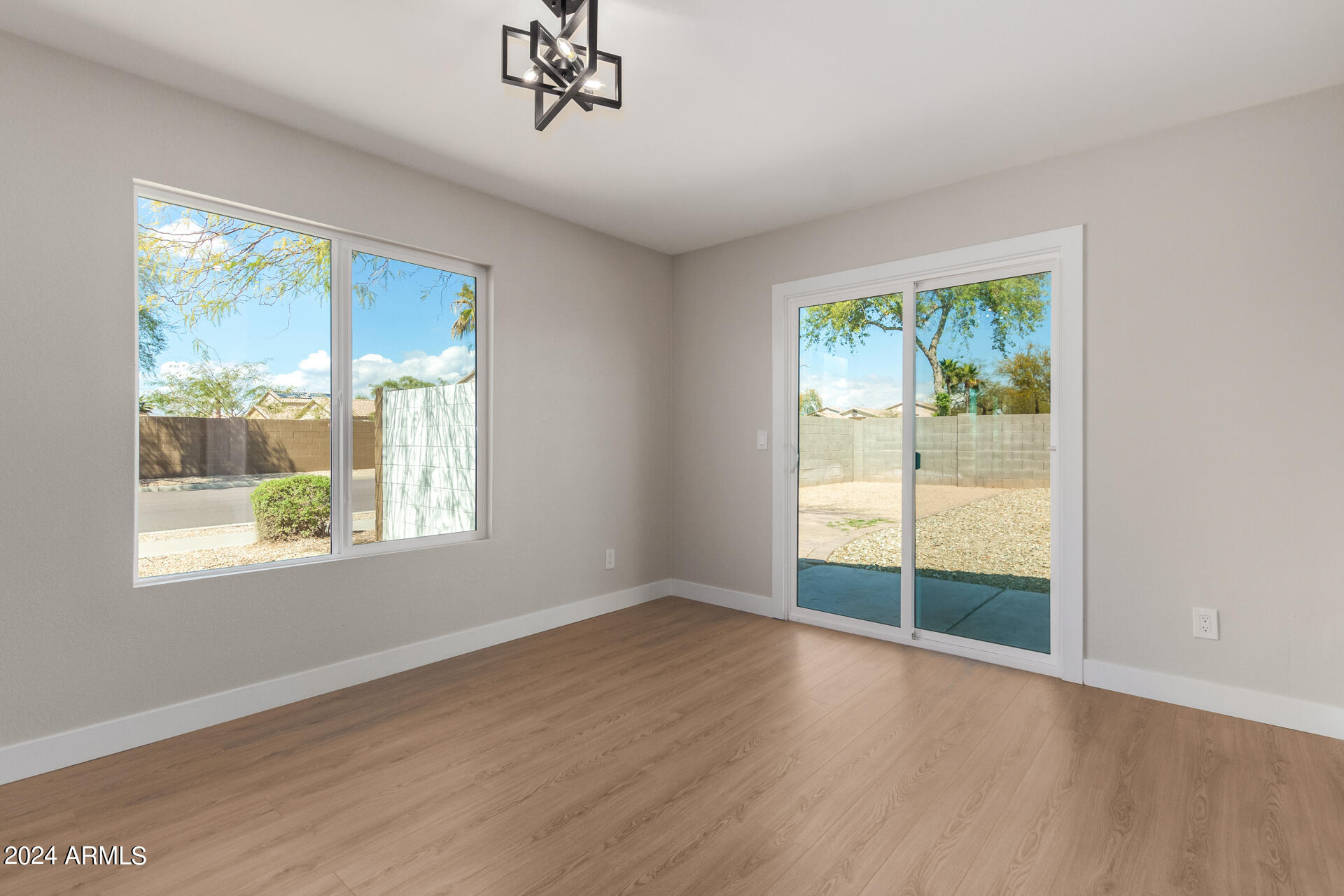 16196 West Adams Street Goodyear, AZ 85338 - Photo 8 of 26 11 - Adams 16196