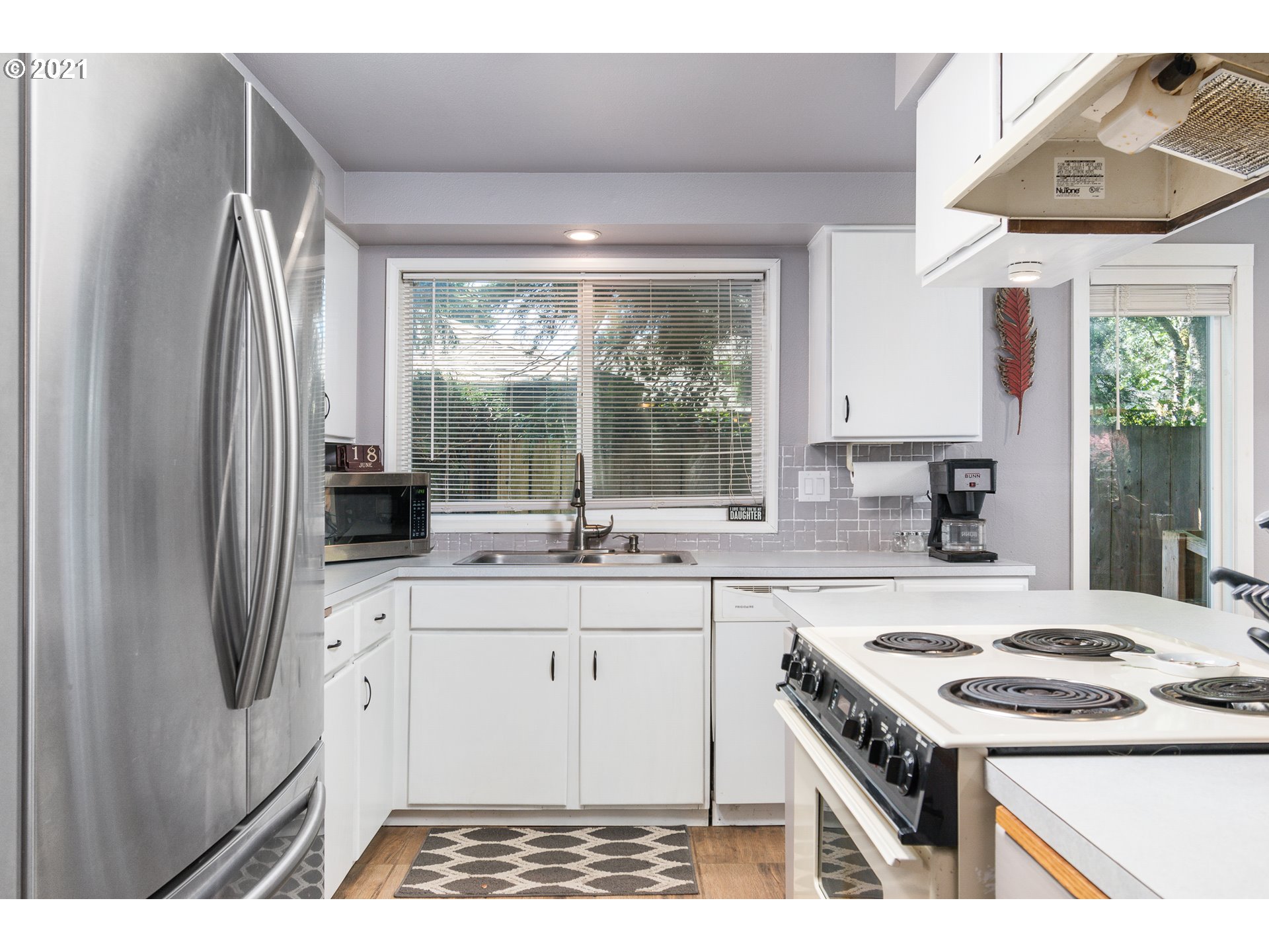 5645 Finch Drive Longview, WA 98632 - Photo 11 of 31 Gallery Image 11