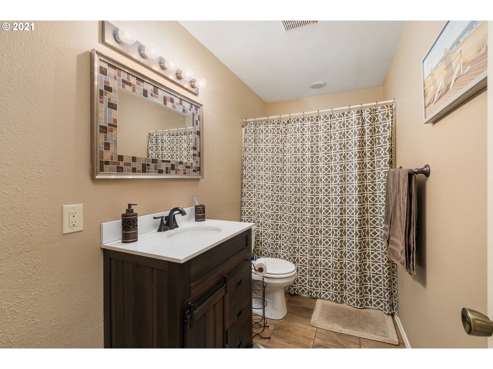 5645 Finch Drive Longview, WA 98632 - Photo 21 of 31 Gallery Image 21