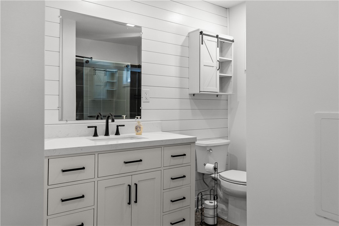 12 Phillips Avenue Middletown, RI 02842 - Photo 12 of 23