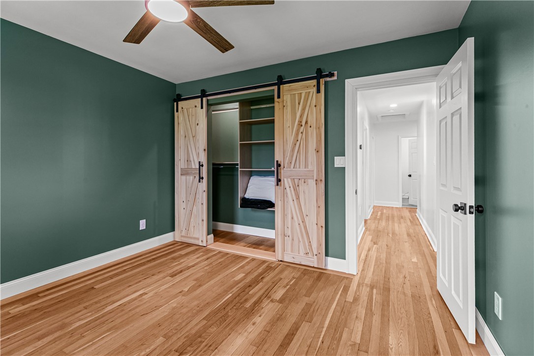 12 Phillips Avenue Middletown, RI 02842 - Photo 16 of 23