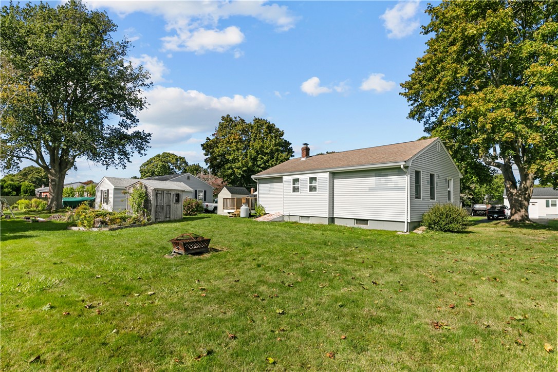 12 Phillips Avenue Middletown, RI 02842 - Photo 23 of 23