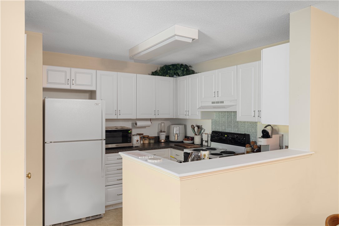 86 Mill Street, Unit 303 Woonsocket, RI 02895 - Photo 6 of 32 Gallery Image 6