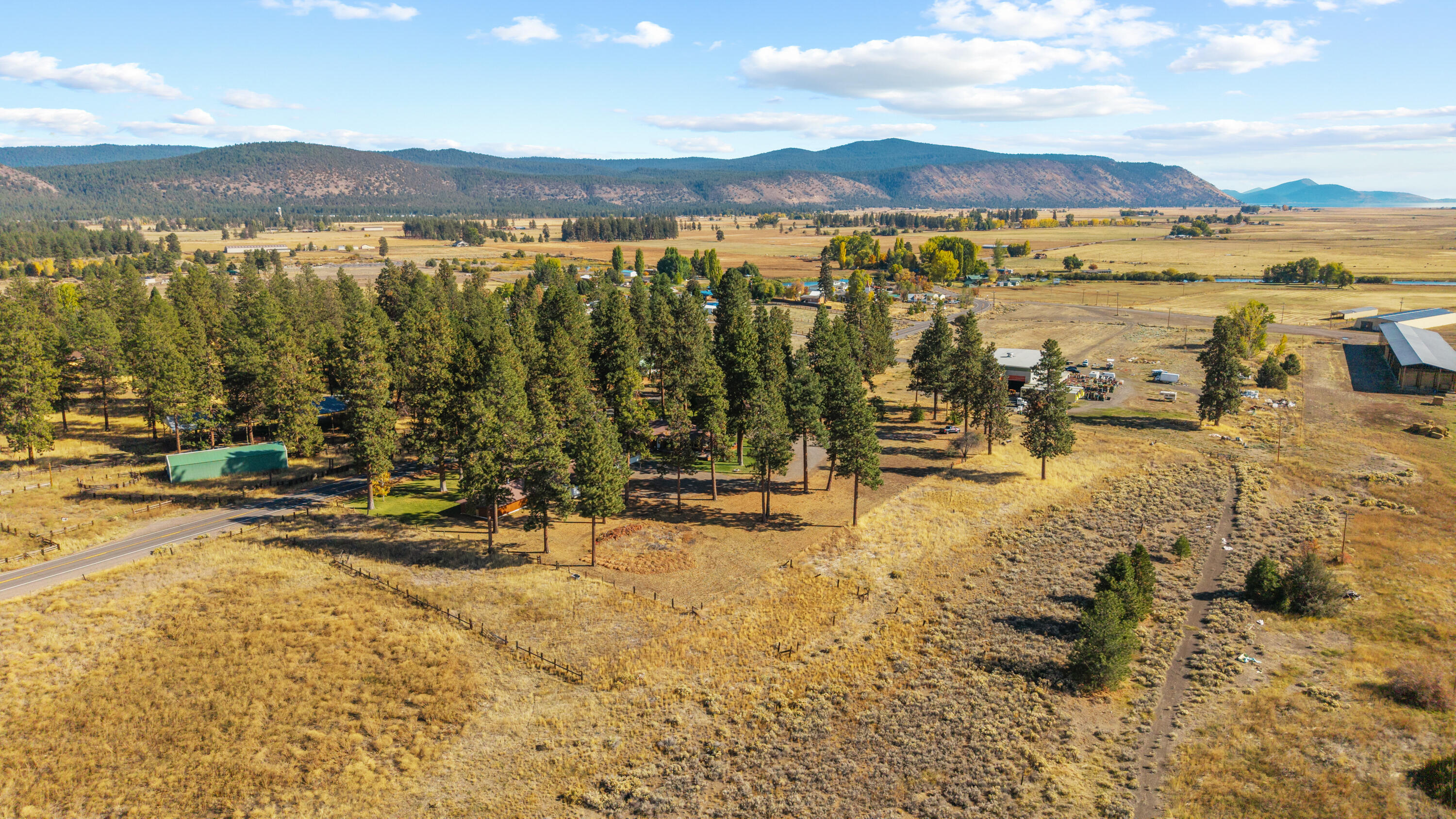 32486 Modoc Point Road Chiloquin, OR 97624 - Photo 119 of 135 32490 Modoc Point Rd-119