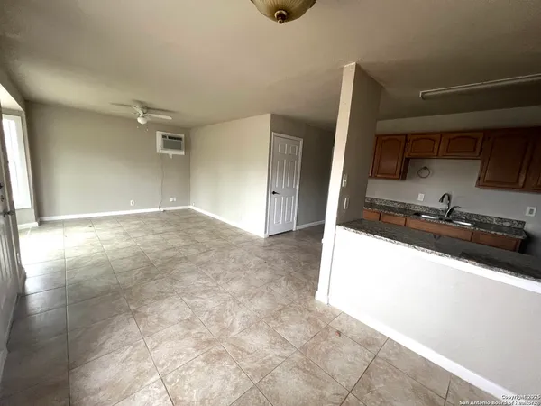 $1,250 | 6214 Slate Valley Drive, San Antonio, TX 78242