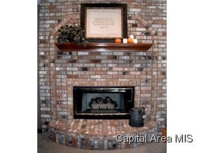2601 Cedar Pond Drive Springfield, IL 62702 - Photo 12 of 24 Gallery Image 12