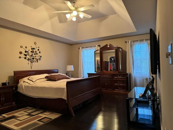 $948,800 | 7 Smokey Court, Bloomington, IL 61704