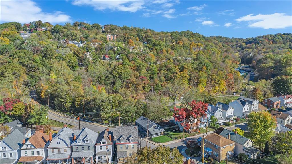 601 Center Avenue Pittsburgh, PA 15202 - Photo 38 of 48 a view of a city with mountains in the background