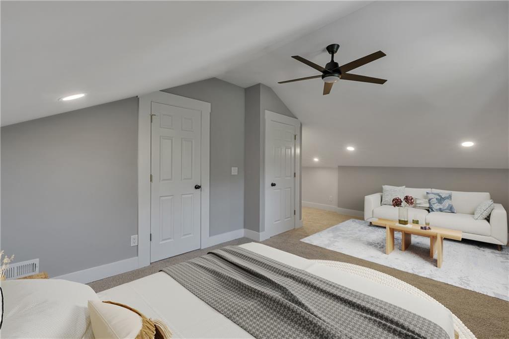 601 Center Avenue Pittsburgh, PA 15202 - Photo 45 of 48 a bedroom with a bed and window