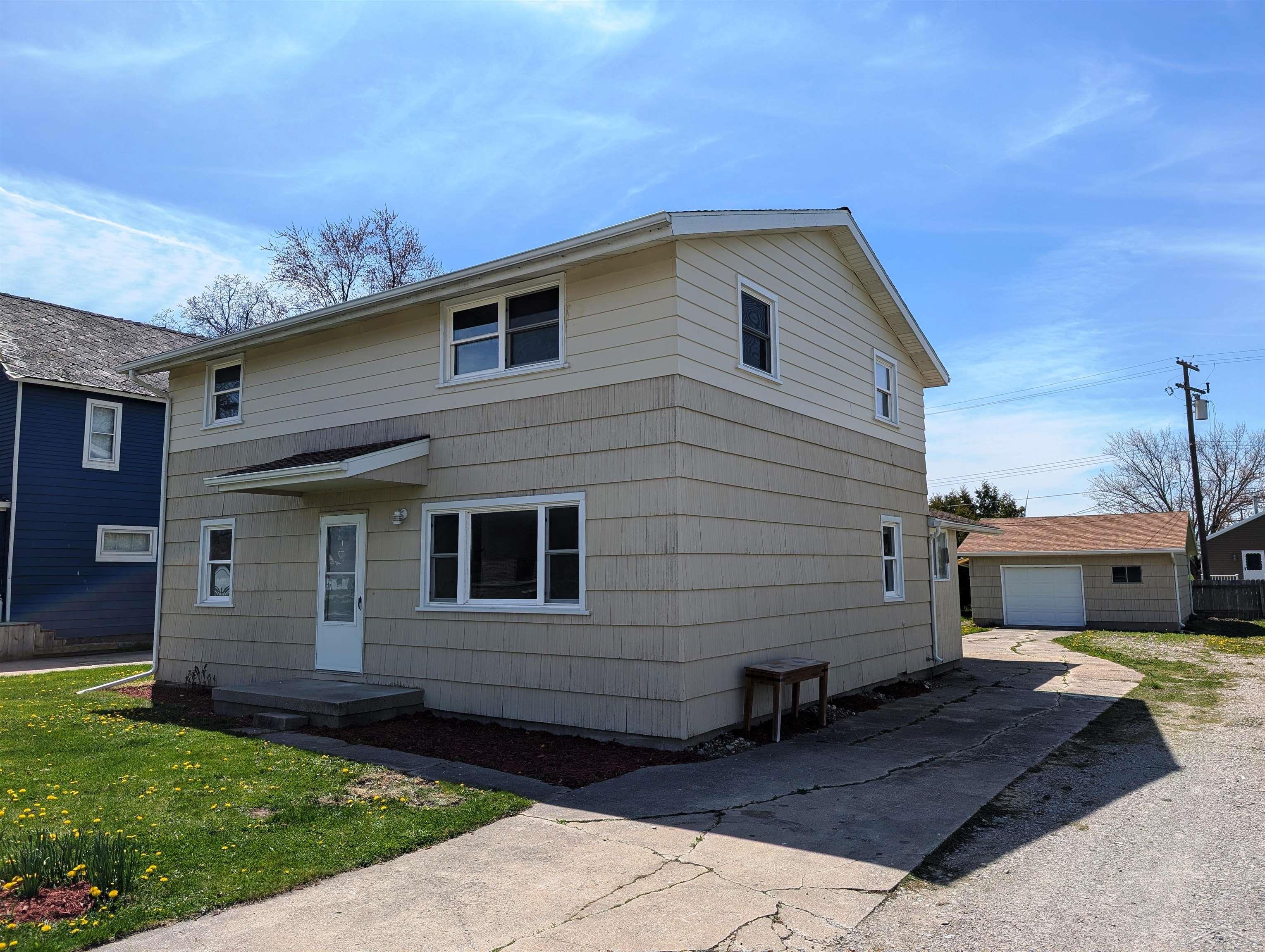 136 Ruppert Street Pigeon, MI 48755 - Photo 1 of 21 50173114-658784d2-0e5a-42b6-8e73-2c5d8c05e2b2.JPG