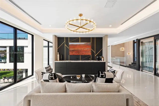 $39,500,000 | 501 Middle River Drive, Fort Lauderdale, FL 33304