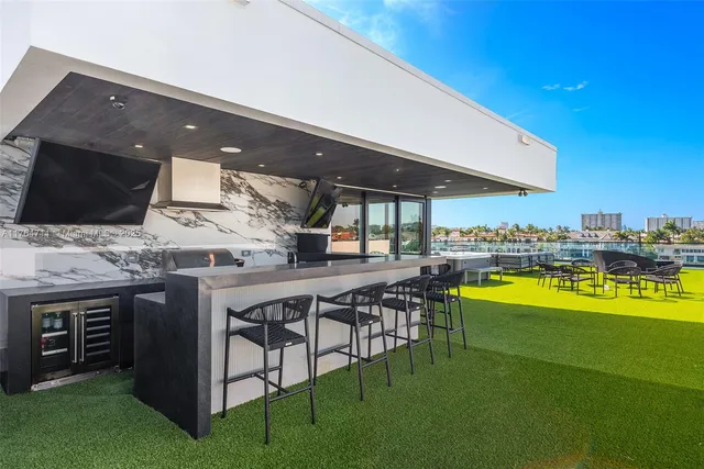 $39,500,000 | 501 Middle River Drive, Fort Lauderdale, FL 33304