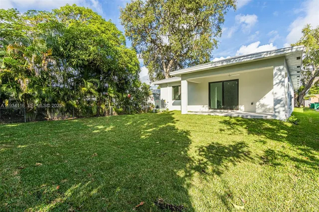 $749,900 | 241 Southwest 4th Street, Dania Beach, FL 33004